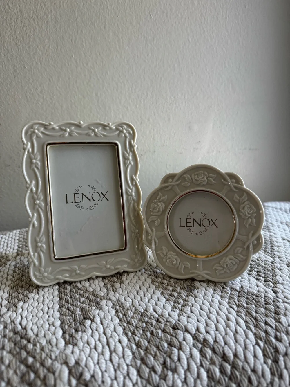 Lenox set of two porcelain gold trim picture frames NEW